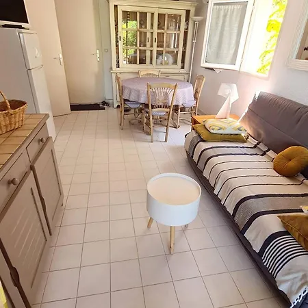 Six-fours-les-plages, 3 Pièces, 6 Personnes - Fr-1-316-291